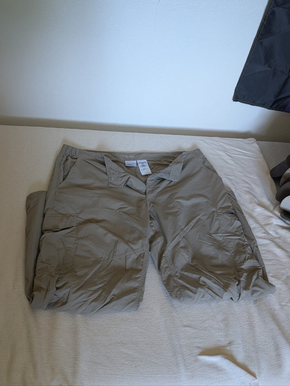 Columbia Men's Tan Cargo Pants – Outdoor Utility Style